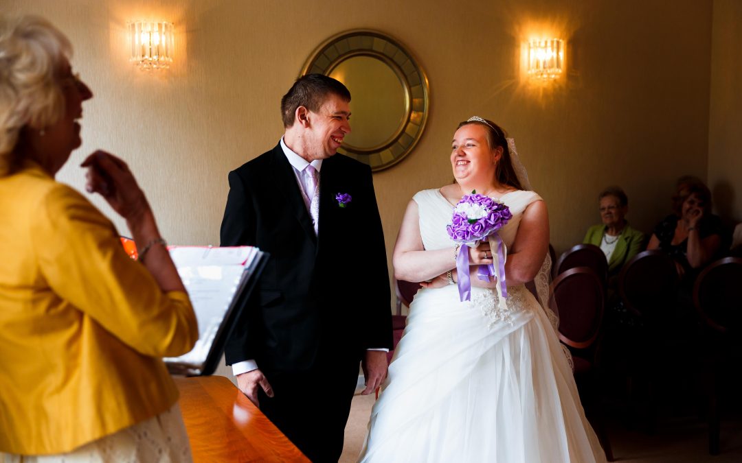 Lichfield Registry Office Wedding Photographer | Leanne & Robert